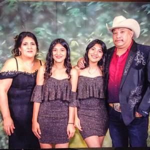 Meet your Posher, Melanie